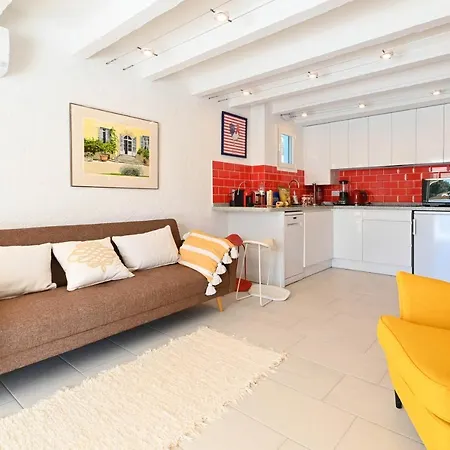 Вилла Basilmary By Aguilarent